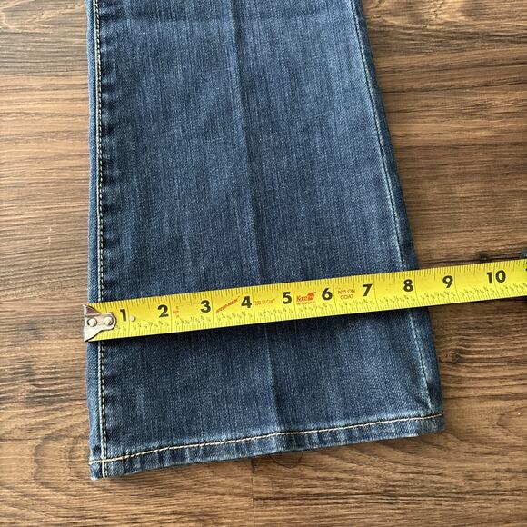 Kut from the Kloth Farrah Baby Bootcut Jeans Womens Sz 4 Mid Rise Medium Wash - Picture 2 of 12